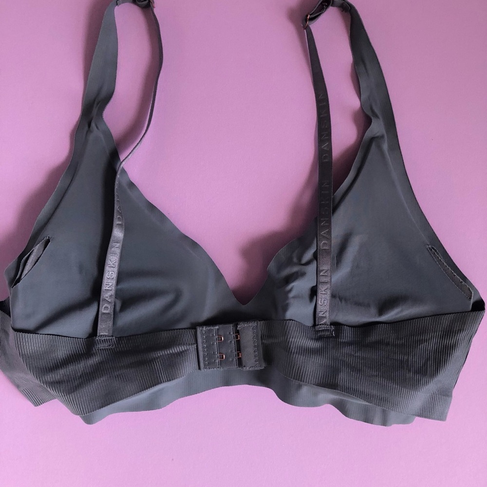 Danskin Ribbed Wireless Bra - Picture 3 of 3